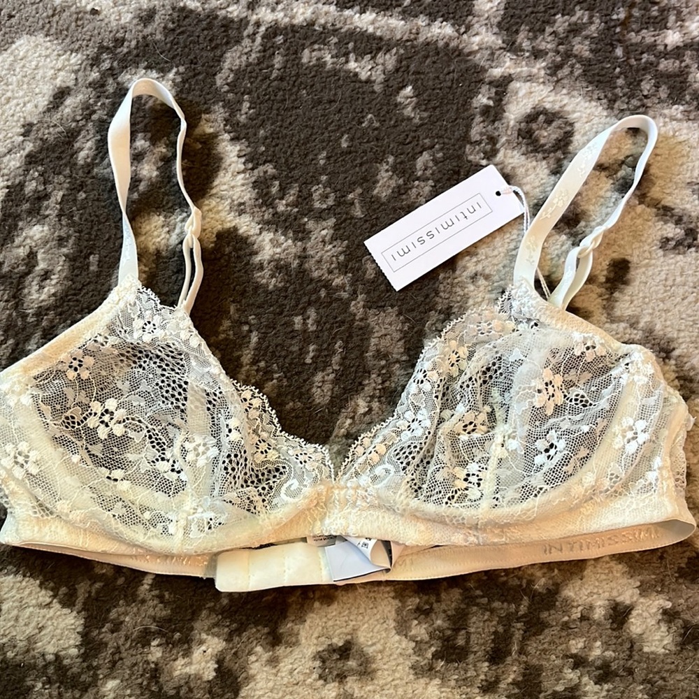 Intimissimi Cream Lace Underwire Bra